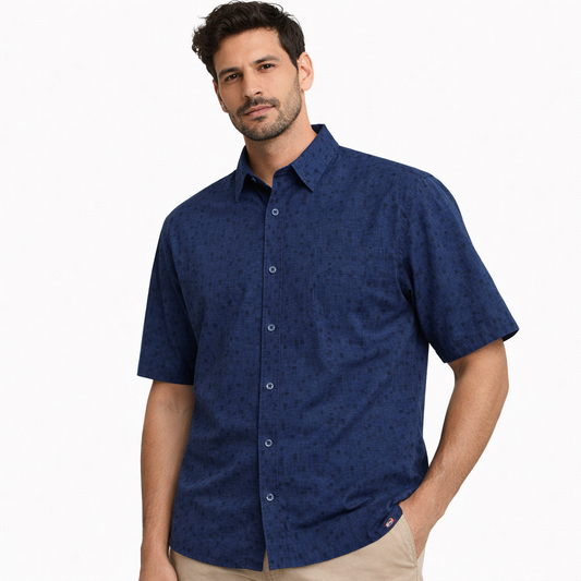 Quiksilver Navy Blue Short Sleeve Button-Up Shirt – Boys XL (100% Cotton)
